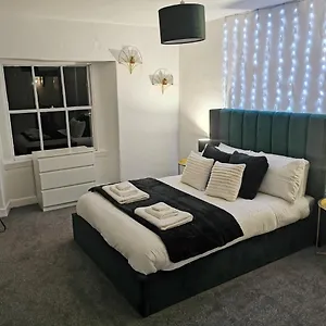  Apartment Norfolk Pad - Lovely 1 Bed In - Top Floor